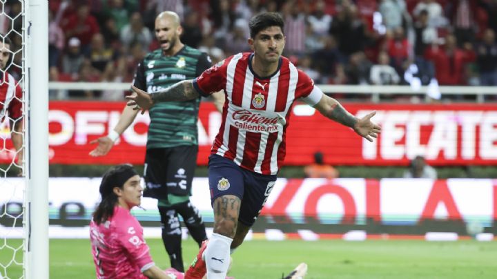Paunovic deja enigmático mensaje y 'Pocho' Guzmán es titular con Chivas en el Clásico Tapatío