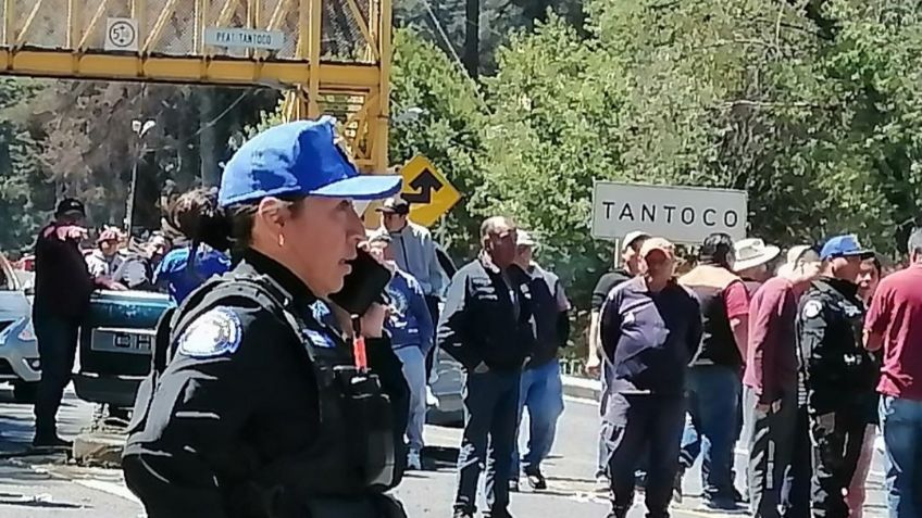 En pleno regreso de vacaciones: pobladores bloquean la Autopista México-Toluca y generan caos