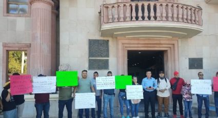 Ciudadanos se manifiestan en Palacio Municipal tras presunto fraude en el municipio de Cajeme