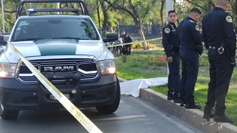 Autoridades se movilizan por un accidente en CDMX. Foto: Internet