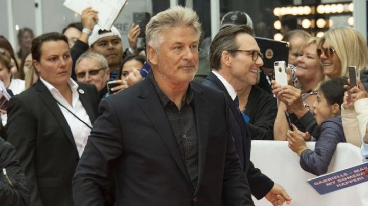 Hollywood celebra: Retiran cargos contra el actor Alec Baldwin tras la muerte de la fotógrafa  Halyna Hutchins