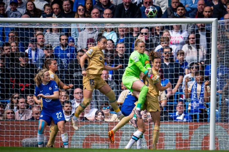 Barcelona toma ventaja en la UEFA Womens Champions League tras victoria mínima sobre el Chelsea
