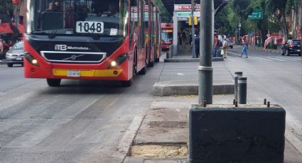 Esta es la multa por invadir el carril del Metrobús en la CDMX; oficiales realizan operativos