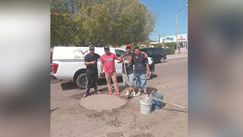 Empresarios adoptan varios 'baches' en Empalme; compran material para taparlos