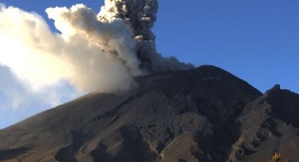 El Popocatépetl 'se enoja': Hace explosión 3 veces y crea caos en el Aeropuerto de Puebla a causa de ceniza