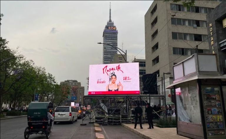 Pantallas Rosalía concierto 