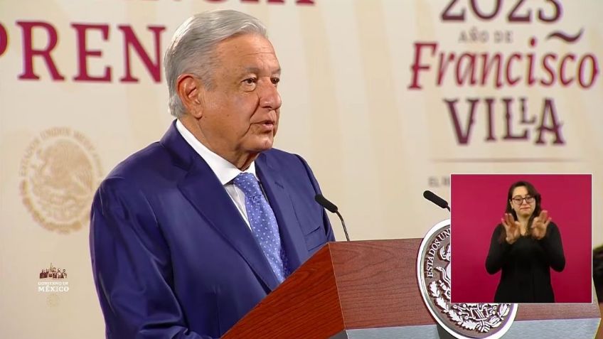Tras tercer contagio de Covid-19, AMLO vuelve a la 'mañanera' en Palacio Nacional: "Salimos bien"