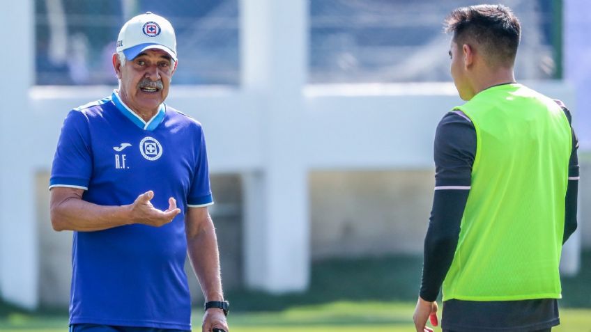 Ricardo 'Tuca' Ferretti defiende festejo de Uriel Antuna en Cruz Azul, pero lanza una advertencia