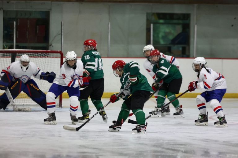 México también destaca en hockey sobre hielo: Selección femenil logra bronce histórico en el Mundial