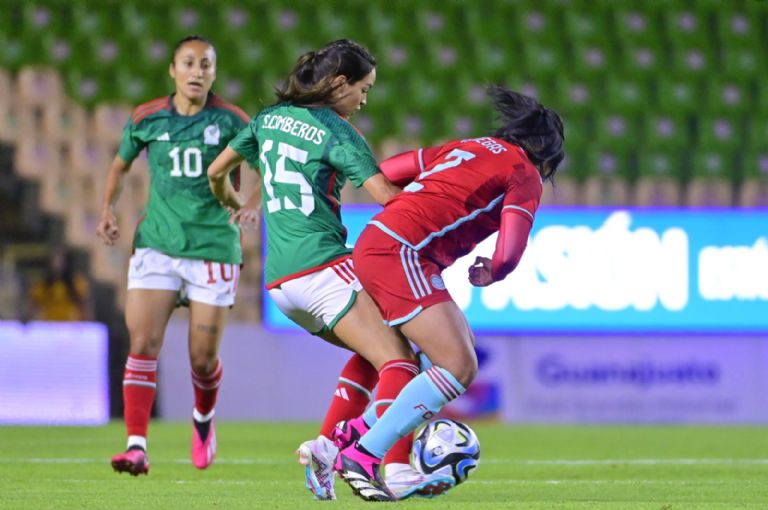 DT de la Selección Mexicana Femenil se pronuncia sobre el futuro de Scarlett Camberos en el tricolor
