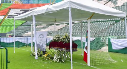 Despiden a su leyenda: Aficionados dieron el último adiós a Antonio Carbajal en el Estadio de León