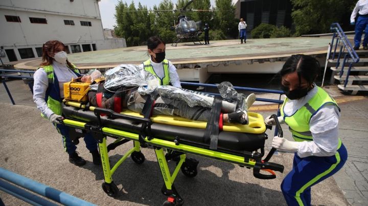 En pleno Día de las Madres: Mujer se electrocuta y cae de tres metros en Milpa Alta, en la CDMX