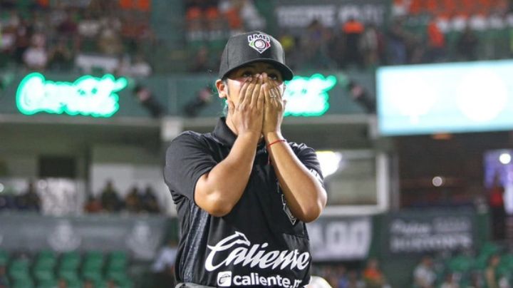 VIDEO: Tras su debut en la LMB como umpire, Julissa Iriarte recibe sorpresa por el Día de las Madres