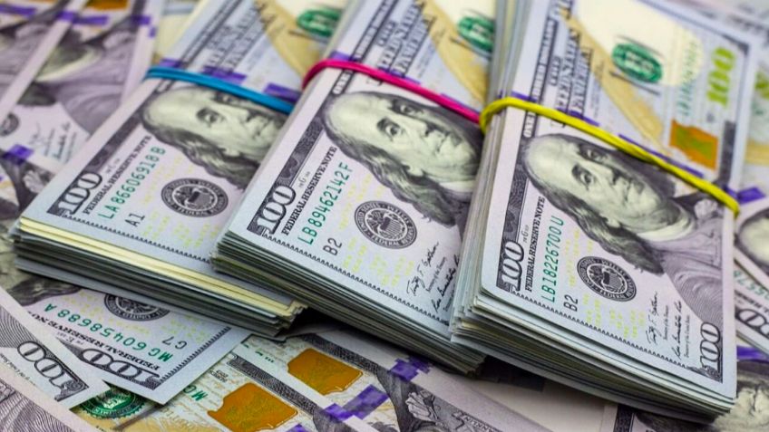 ¿Inviertes en dólares? Al tipo de cambio actual, así cotiza la moneda de EU en bancos de México