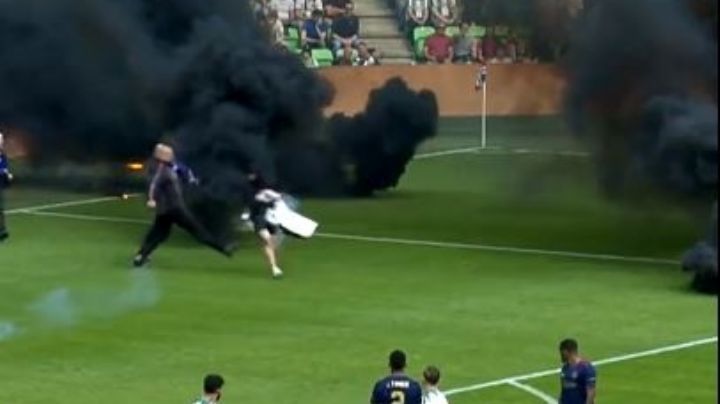 Suspenden el Ajax vs Groningen por invasión de encapuchado; no es el primer incidente esta temporada