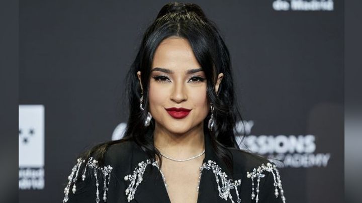 "Me impactó demasiado": Becky G lanza mensaje a prensa de Televisa tras zafarrancho en aeropuerto
