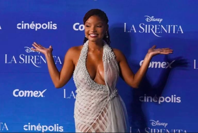 Halle Bailey 