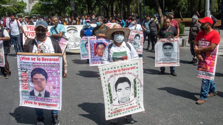 AMLO prometió justicia por el caso Ayotzinapa. Foto: Internet