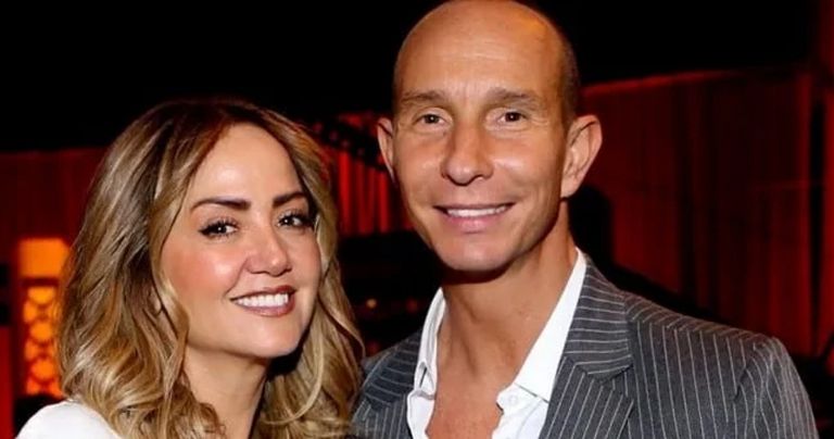 Andrea Legarreta y Erik Rubín