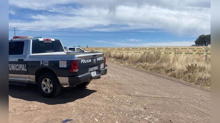 Autoridades de Chihuahua localizan el cadáver de un hombre sobre una brecha; no hay detenidos