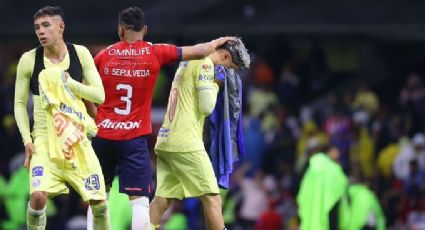 VIDEO: Tras caer 'en casa' ante Chivas, porra del América protagoniza riña en las gradas del Azteca