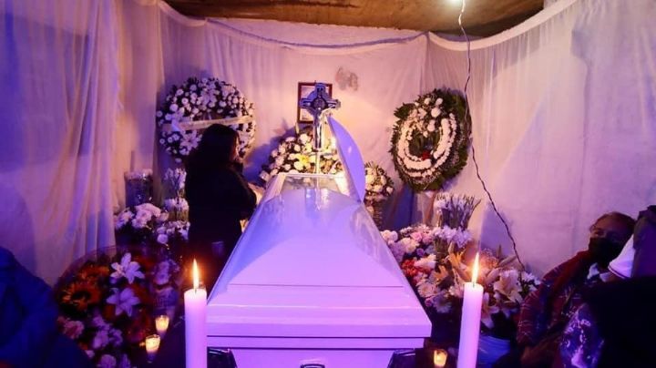 Dan último adiós a Patzy Jimena, joven que murió después de que le lanzaron un petardo a la cabeza