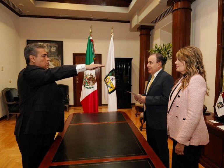 Gustavo Salas toma protesta como nuevo fiscal de Sonora. Foto: Twitter
