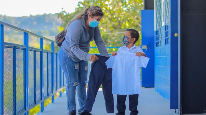 ¿Falda o pantalón? La CDMX dice sí al uniforme neutro; los pequeños por fin elegirán su vestimenta