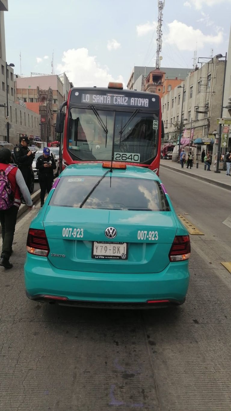 Choque del Metrobús en Balderas