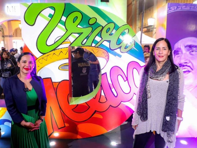 Letras monumentales en Garibaldi