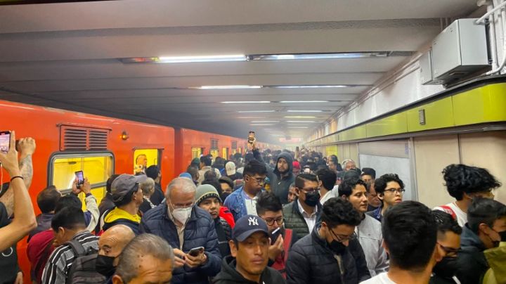 VIDEO: A dos años exactos del colapso en la L12 del Metro de la CDMX; estación 'se llena' de humo