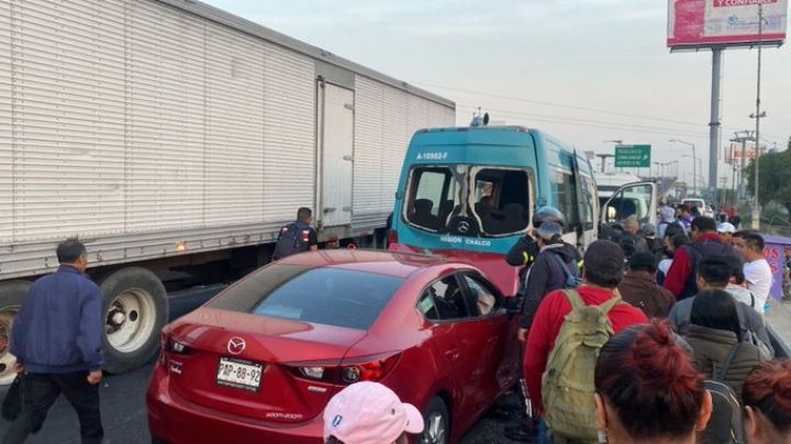 (FOTOS) Caos vial en la México-Puebla: Fuerte choque deja una persona sin vida y por lo menos 6 lesionados