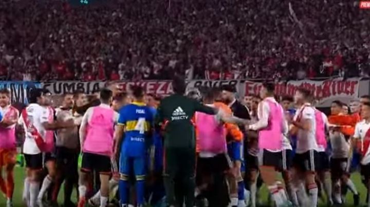 VIDEO: Superclásico argentino River Plate vs Boca Juniors termina en bronca y con siete expulsados