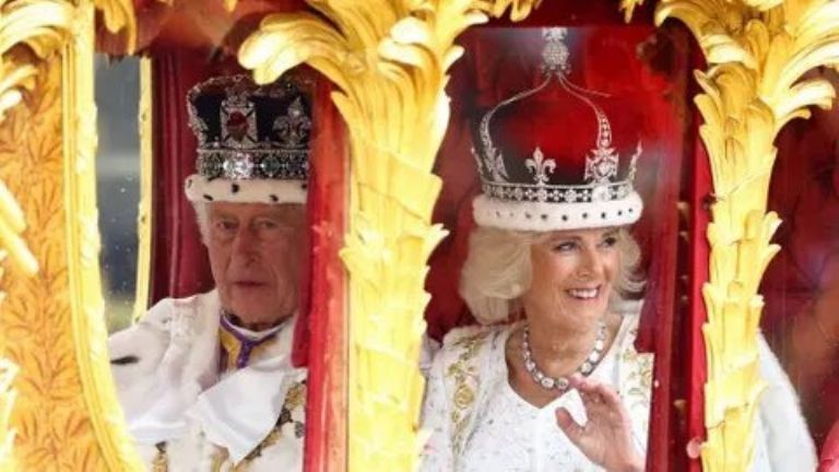 El pasado sábado ocurrió la coronación de los reyes del Reino Unido. Foto: Twitter