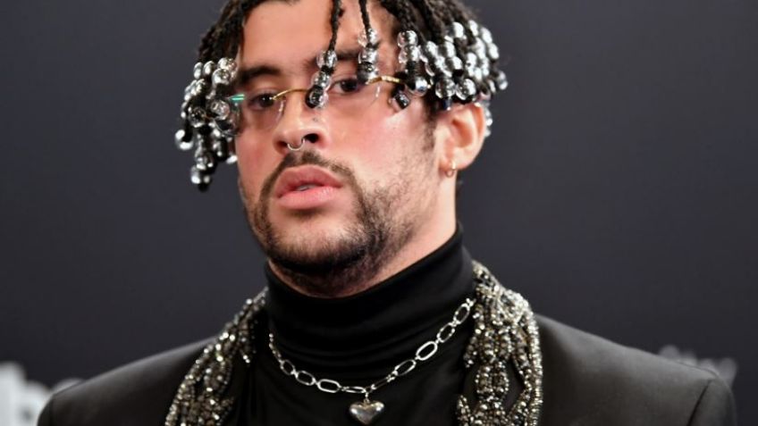 Bad Bunny es portada de la revista 'Rolling Stone' y aclara la polémica del celular que arrojó a fan