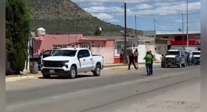 Sicarios privan de la vida a dos hombres que viajaban a bordo de una camioneta en Chihuahua