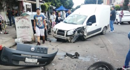 Imágenes fuertes: Intentan linchar a conductor ebrio que atropelló a 7 personas en Ixtapaluca, Edomex