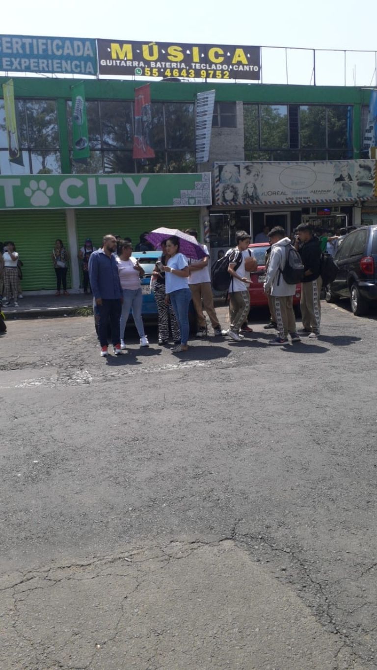 Riña con arma de fuego en secundaria