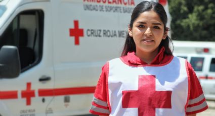 No sabía que estaba embarazada: Mujer de 42 años tuvo a su bebé al interior de ambulancia en Puebla