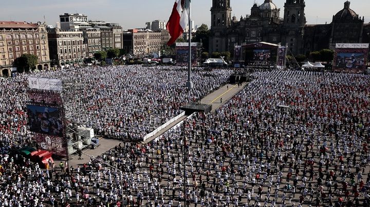 Clase masiva de box en el Zócalo: Rompe récord por segundo año consecutivo; asistieron 30 mil