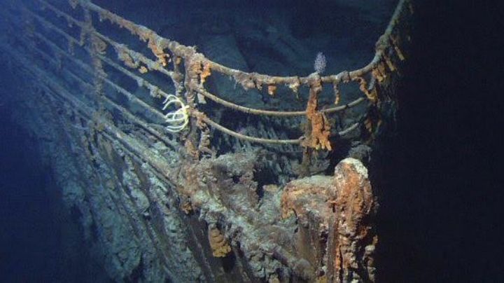 Lamentable: Turistas suben a un submarino para ver los restos del Titanic pero la nave desaparece