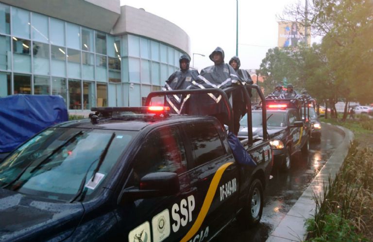 Policías en la Miguel Hidalgo