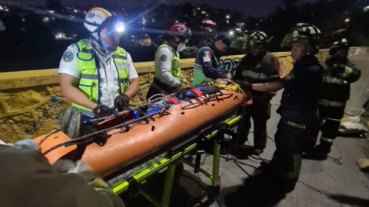 Milagro en CDMX: Hombre cae a un barranco de 30 metros en la alcaldía Álvaro Obregón y sobrevive