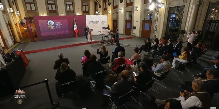 En la imagen, el presidente AMLO en su conferencia de prensa. Foto: Internet