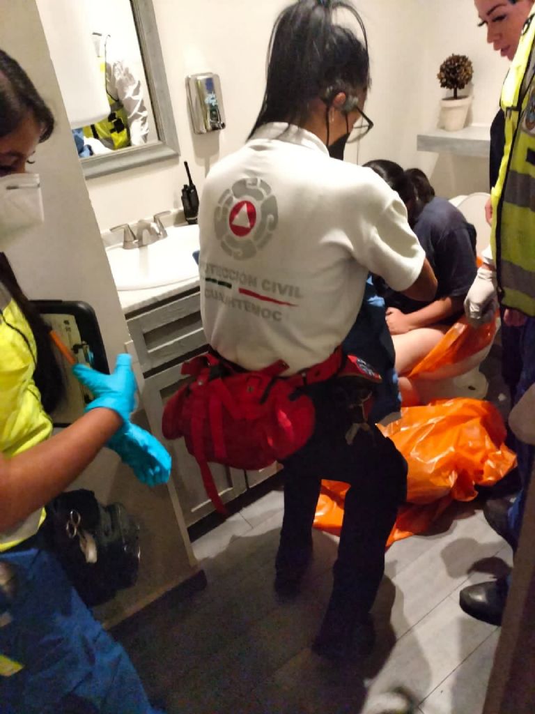 Nace bebé en restaurante de CDMX