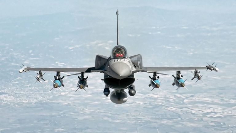 Avión f-!6 Estados Unidos