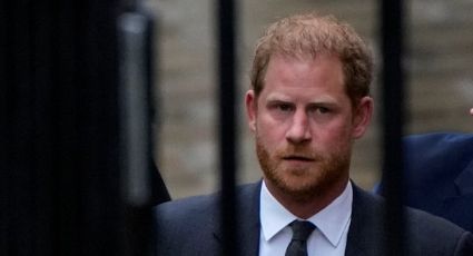 El príncipe Harry vuelve a Londres para declarar contra la prensa; los acusa de la muerte de Lady Di