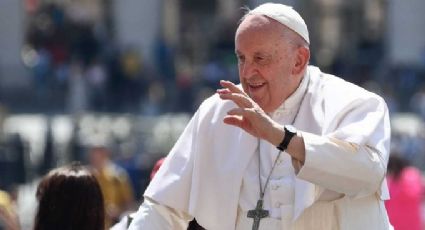 "Ya me ha dicho un primer chiste": El Vaticano confirma que cirugía del Papa Francisco salió bien