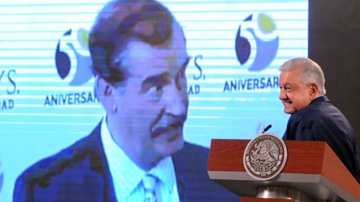 AMLO enfurece y llama a Fox "hipócrita" y "caradura" por tema de pensiones para adultos mayores