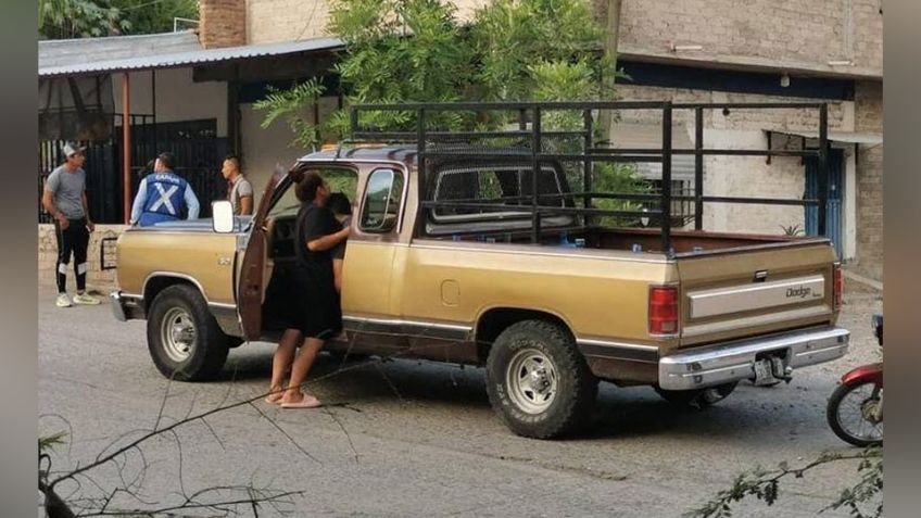 Vendedor de agua es asesinado a balazos mientras realiza recorrido en su unidad en Guerrero